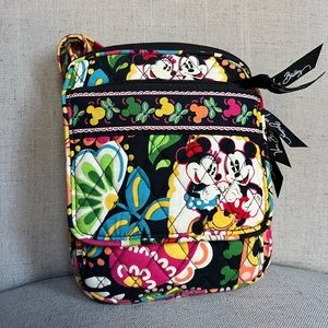 Disney Parks Vera Bradley Purse. Authentic Disney Vera Bradley. Gift idea!